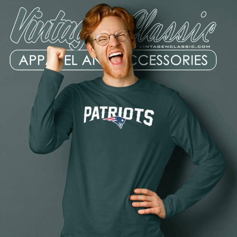 Bill Belichick Hoodie New England Patriots Coach Bill Belichick Red Hoodie Long Sleeve Tee Bill Belichick Hoodie New England Patriots Coach Bill Belichick Red Hoodie Long Sleeve Tee