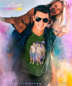 Blink 182 Poster V Neck TShirt