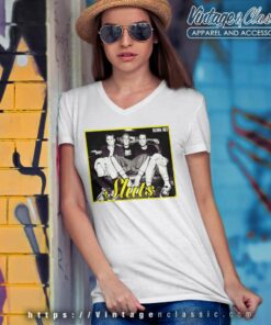 Blink 182 Sluts V Neck TShirt