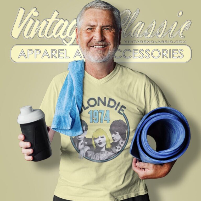 Blondie Shirt 1974 Group Photo Blondie V Neck TShirt Blondie Shirt 1974 Group Photo Blondie V Neck TShirt