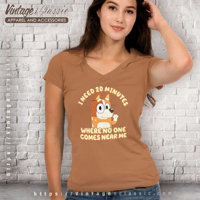 Bluey Chilli Gift For Mom Mothers Day V Neck TShirt Bluey Chilli Gift For Mom Mothers Day V Neck TShirt