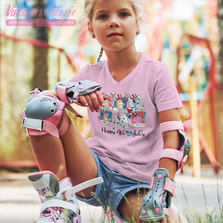 Bluey Family 4th Of July kids Vneck Bluey Family 4th Of July kids Vneck