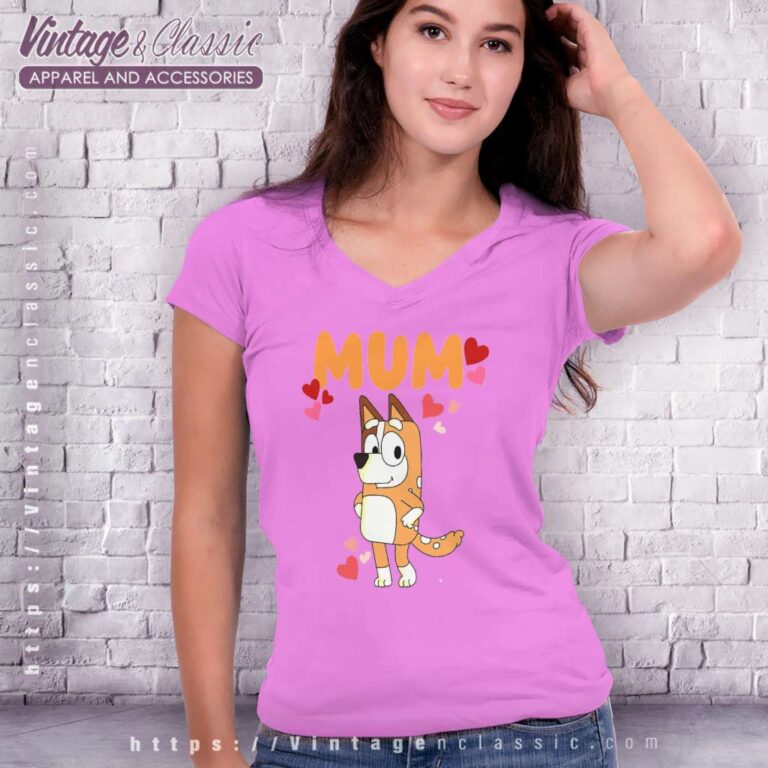 Blueys Mum Sweet Doggy Mom Love V Neck TShirt Blueys Mum Sweet Doggy Mom Love V Neck TShirt