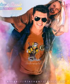 Boston Bruins Donald Duck Hockey Shirt V Neck TShirt