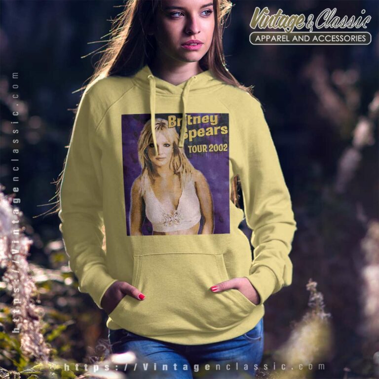 Britney Spears Shirt The Tour 2002 Hoodie Britney Spears Shirt The Tour 2002 Hoodie