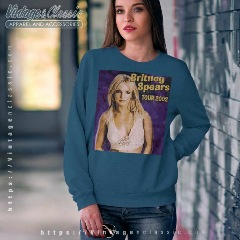 Britney Spears Shirt The Tour 2002 Sweatshirt Britney Spears Shirt The Tour 2002 Sweatshirt