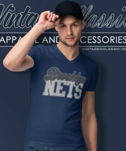 Brooklyn Nets Logo Signature V Neck TShirt