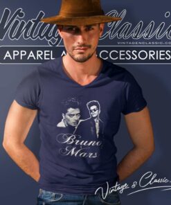 Bruno Mars 1980 Vintage V Neck TShirt