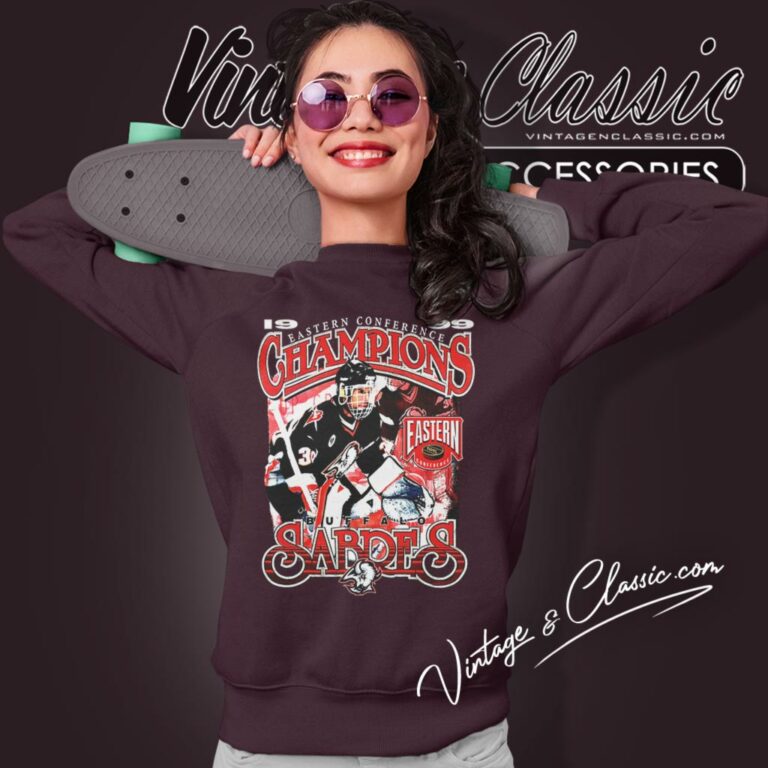 Buffalo Sabres Featuring Dominik Hasek Sweatshirt Buffalo Sabres Featuring Dominik Hasek Sweatshirt