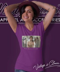 Cailee Spaeny As Priscilla Wearing The Locket V Neck TShirt