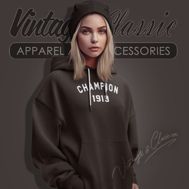 Champion Logo 1919 Basic Hoodie Champion Logo 1919 Basic Hoodie