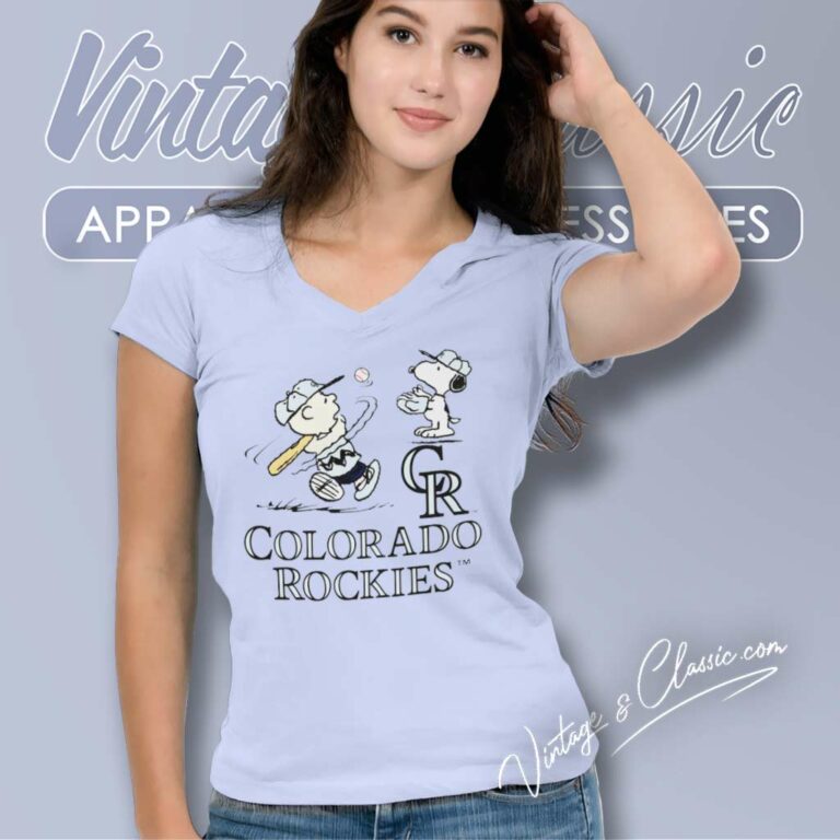 Charlie Brown And Snoopy Baseball Colorado Rockies V Neck TShirt Charlie Brown And Snoopy Baseball Colorado Rockies V Neck TShirt