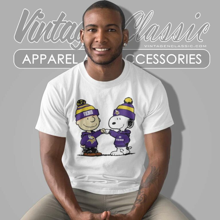 Charlie Brown And Snoopy Minnesota Vikings Nfl T Shirt Charlie Brown And Snoopy Minnesota Vikings Nfl T Shirt