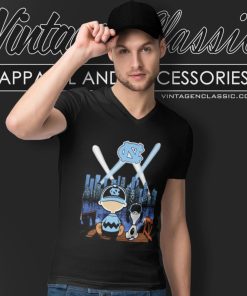 Charlie Brown And Snoopy North Carolina Baseball V Neck TShirt