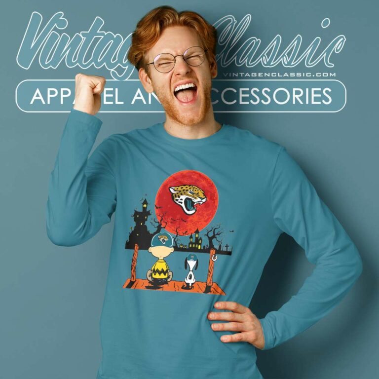 Charlie Brown And Snoopy Watching Jacksonville Jaguars Charl Long Sleeve Tee Charlie Brown And Snoopy Watching Jacksonville Jaguars Charl Long Sleeve Tee