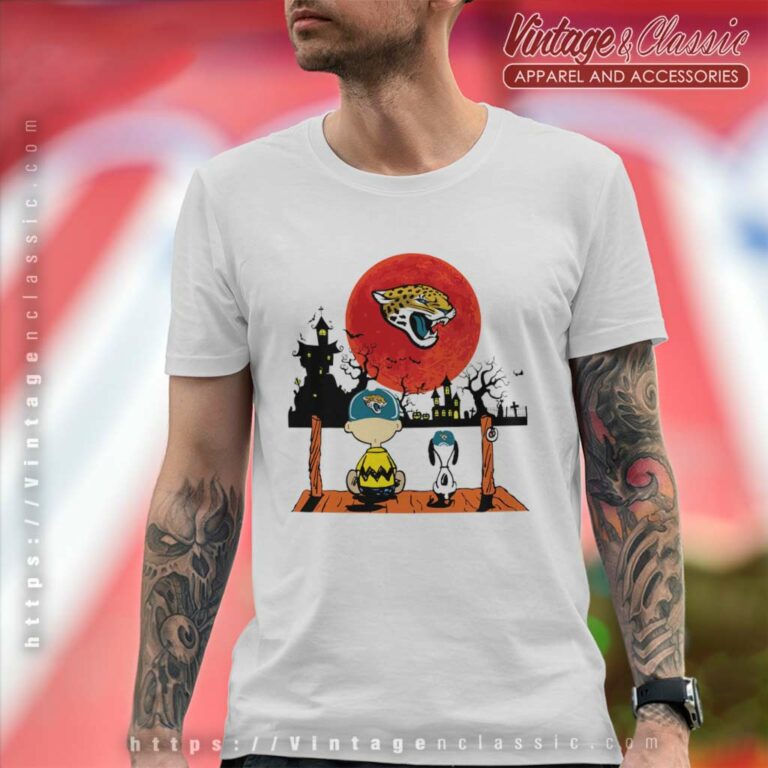Charlie Brown And Snoopy Watching Jacksonville Jaguars Charl T Shirt Charlie Brown And Snoopy Watching Jacksonville Jaguars Charl T Shirt