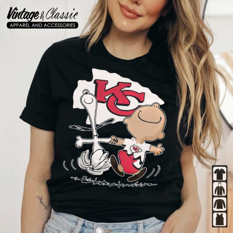 Charlie Brown Snoopy Kansas City Chiefs T shirt Charlie Brown Snoopy Kansas City Chiefs T shirt