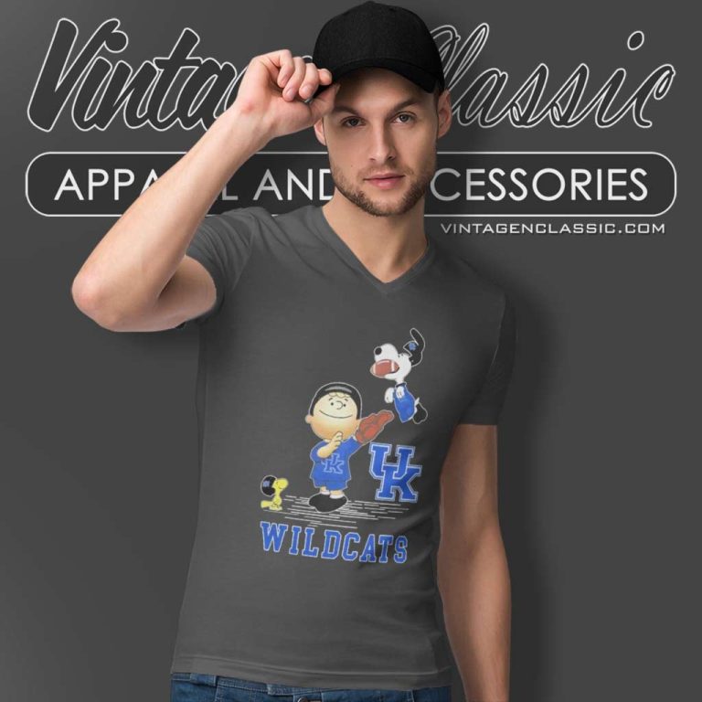 Charlie Brown Snoopy Kentucky Wildcats Christmas V Neck TShirt Charlie Brown Snoopy Kentucky Wildcats Christmas V Neck TShirt