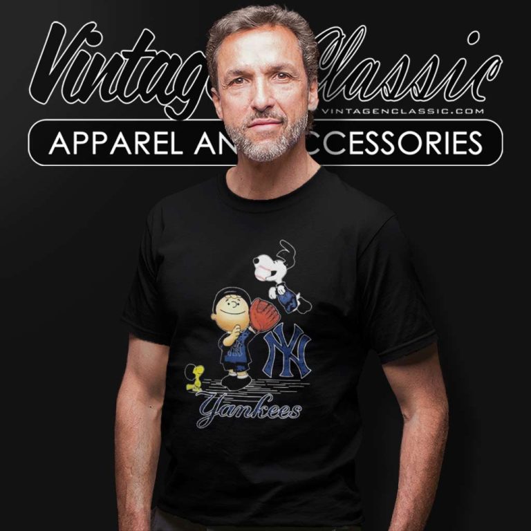 Charlie Brown Snoopy New York Yankees Christmas T Shirt Charlie Brown Snoopy New York Yankees Christmas T Shirt