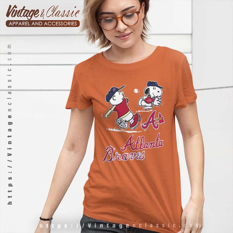 Charlie Brown Snoopy Playing Baseball Atlanta Braves Women TShirt Charlie Brown Snoopy Playing Baseball Atlanta Braves Women TShirt