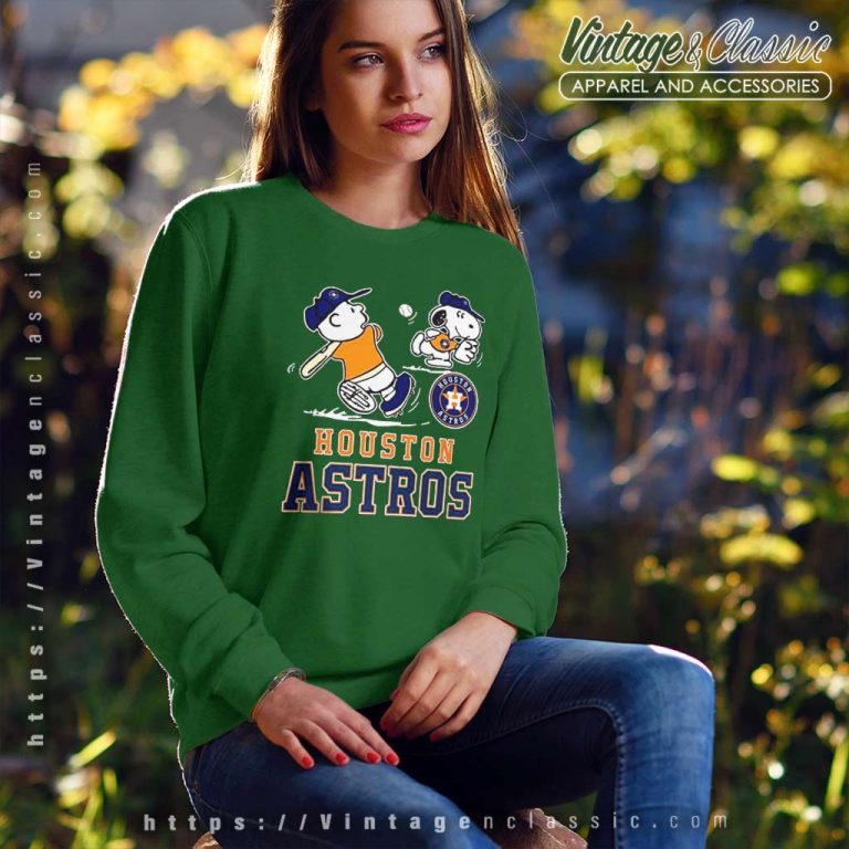 Charlie Brown Snoopy Playing Baseball Houston Astros Sweatshirt Charlie Brown Snoopy Playing Baseball Houston Astros Sweatshirt