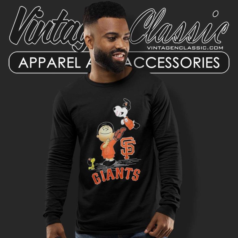 Charlie Brown Snoopy San Francisco Giants Christmas Long Sleeve Tee Charlie Brown Snoopy San Francisco Giants Christmas Long Sleeve Tee