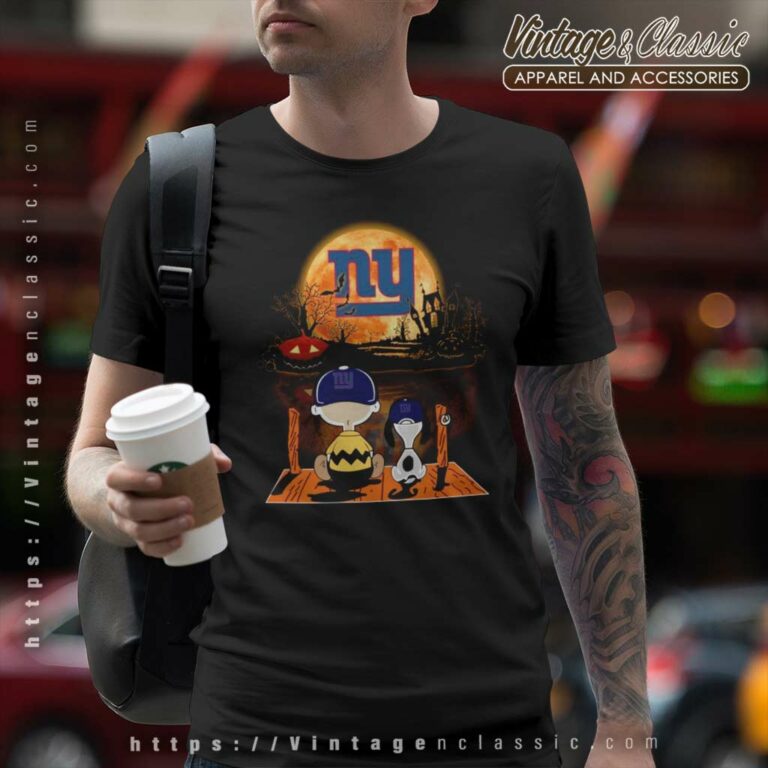 Charlie Brown Snoopy Watching New York Giants Halloween T Shirt Charlie Brown Snoopy Watching New York Giants Halloween T Shirt
