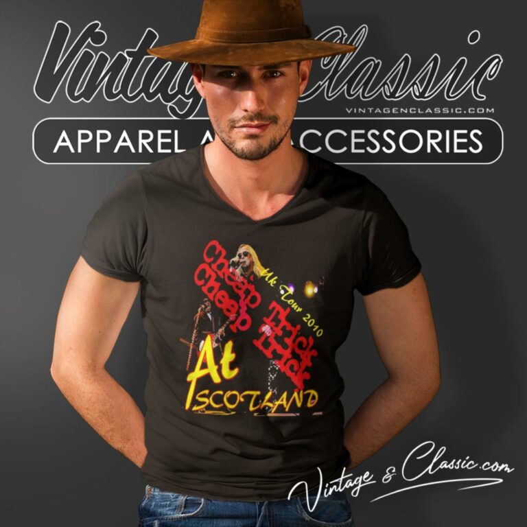 Cheap Trick At Scotland Uk Tour V Neck TShirt Cheap Trick At Scotland Uk Tour V Neck TShirt