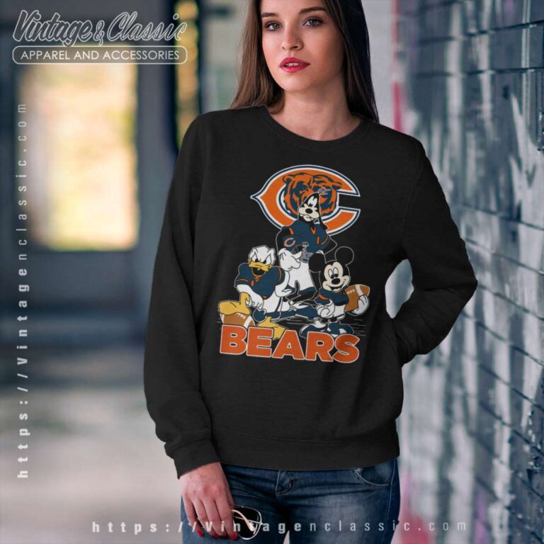 Chicago Bears Mickey Mouse Donald Duck Goofy Sweatshirt Chicago Bears Mickey Mouse Donald Duck Goofy Sweatshirt