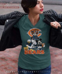 Chicago Bears Mickey Mouse Donald Duck Goofy V Neck TShirt