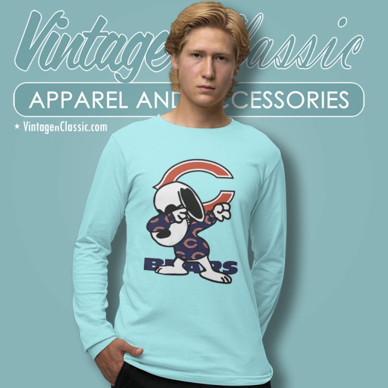 Chicago Bears Snoopy Dabbing Long Sleeve Tee Chicago Bears Snoopy Dabbing Long Sleeve Tee