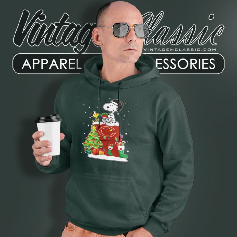 Chicago Bears Snoopy Woodstock Christmas Hoodie Chicago Bears Snoopy Woodstock Christmas Hoodie