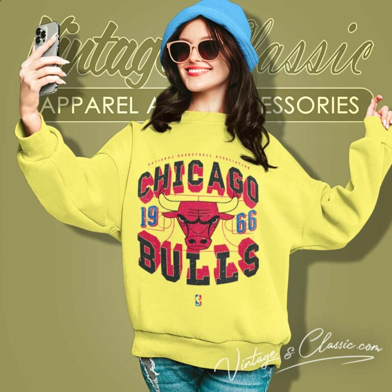 Chicago Bulls Court Premium Sweatshirt Chicago Bulls Court Premium Sweatshirt