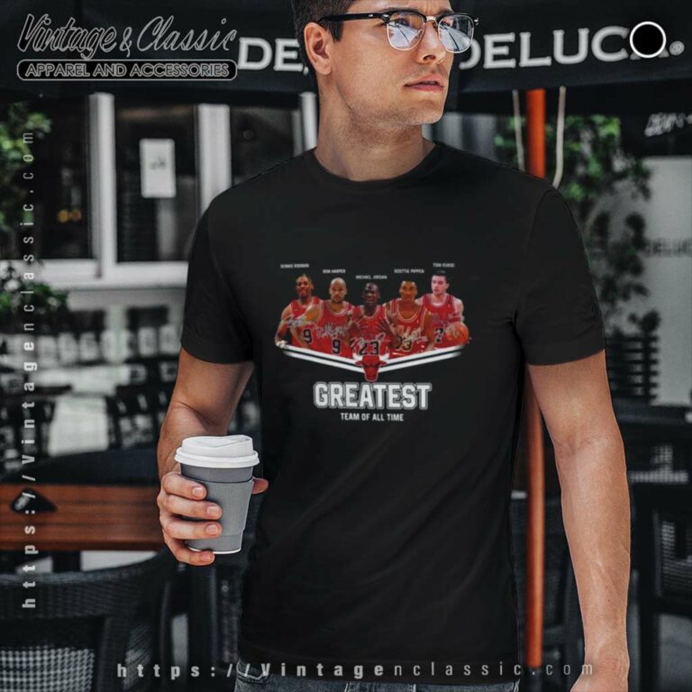 Chicago Bulls Geats Team Of All Time Signatures 2023 T Shirt Chicago Bulls Geats Team Of All Time Signatures 2023 T Shirt