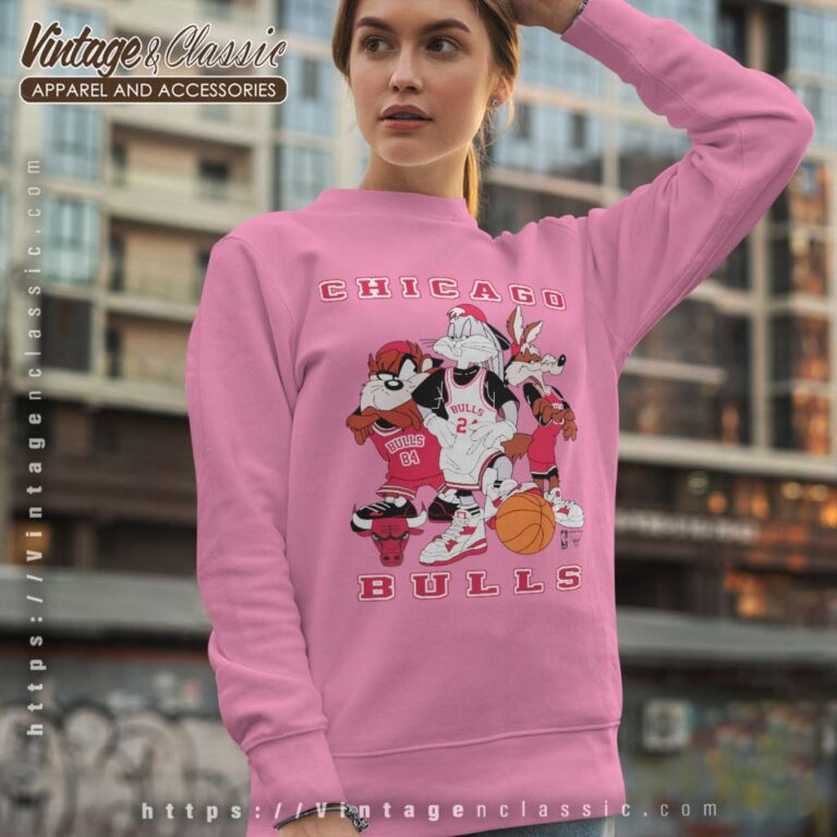 Chicago Bulls Looney Tunes Sweatshirt Chicago Bulls Looney Tunes Sweatshirt