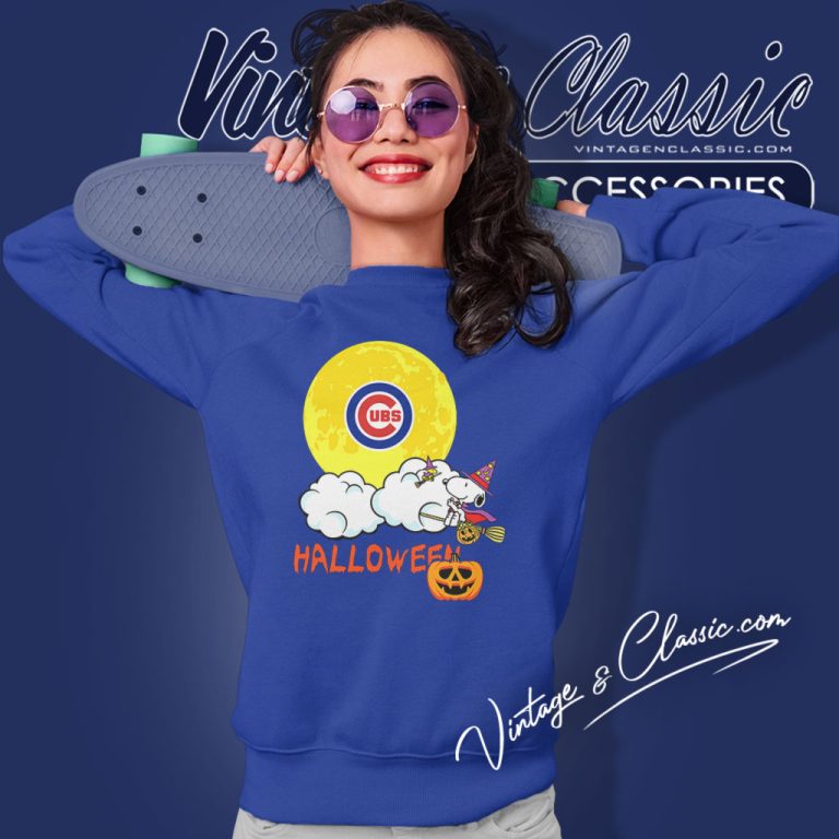 Chicago Cubs Snoopy Halloween Sweatshirt Chicago Cubs Snoopy Halloween Sweatshirt