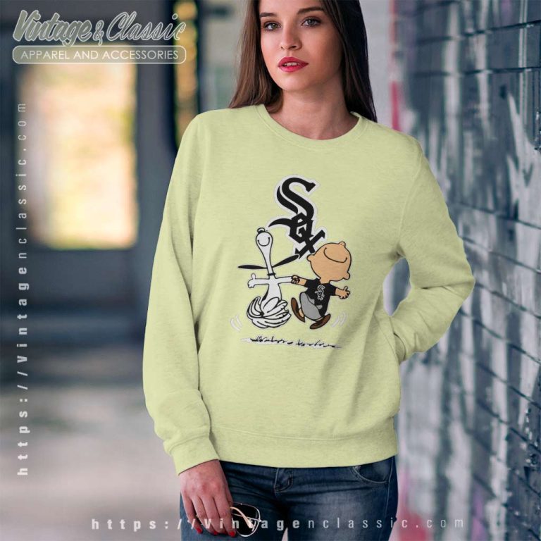 Chicago White Sox Mlb Snoopy And Charlie Brown Sweatshirt Chicago White Sox Mlb Snoopy And Charlie Brown Sweatshirt