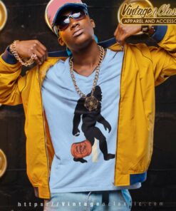 Cincinnati Bengals Bigfoot Halloween Shirt 4 Cincinnati Bengals Bigfoot Halloween V Neck TShirt