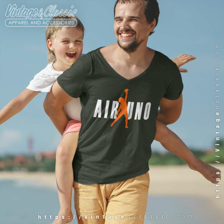 Cincinnati Bengals Ja Marr Chase Air Uno V Neck TShirt Cincinnati Bengals Ja Marr Chase Air Uno V Neck TShirt