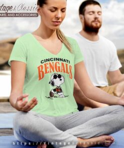 Cincinnati Bengals Snoopy V Neck TShirt