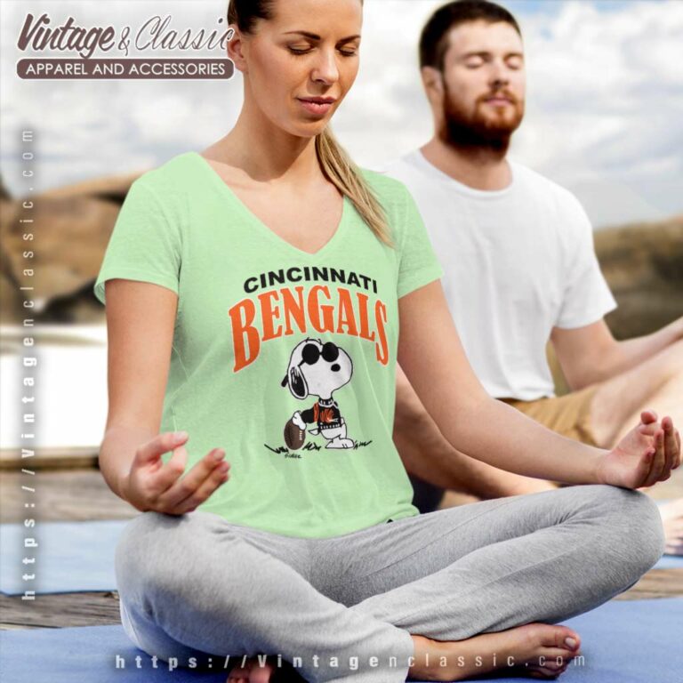 Cincinnati Bengals Snoopy V Neck TShirt Cincinnati Bengals Snoopy V Neck TShirt