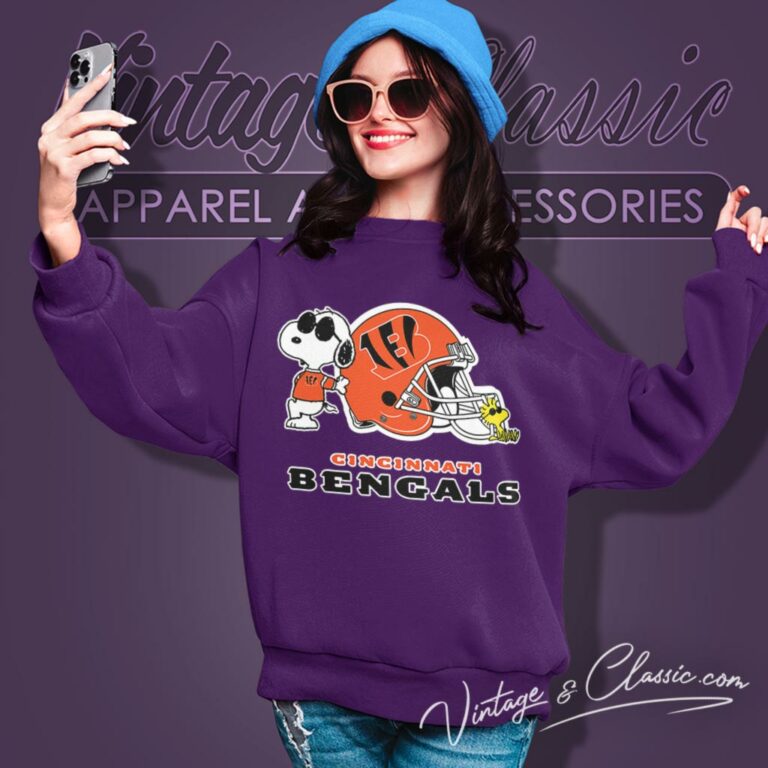 Cincinnati Bengals Snoopy Woodstock Sweatshirt Cincinnati Bengals Snoopy Woodstock Sweatshirt
