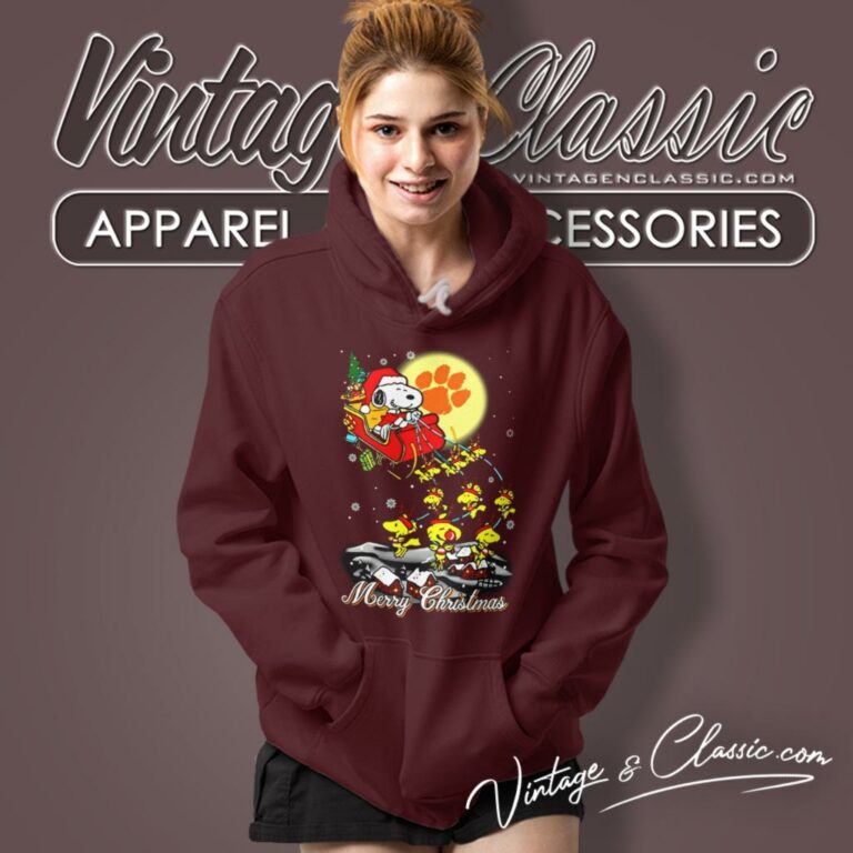 Clemson Tigers Santa Snoopy Merry Christmas Hoodie Clemson Tigers Santa Snoopy Merry Christmas Hoodie