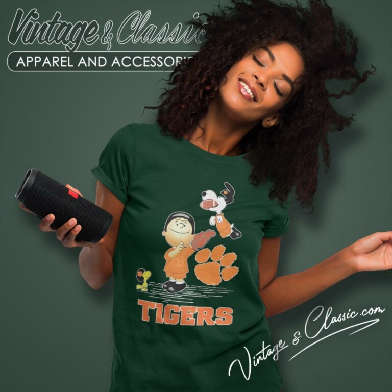 Clemson Tigers Snoopy Charlie Brown And Woodstock Women T Shirt Clemson Tigers Snoopy Charlie Brown And Woodstock Women T Shirt