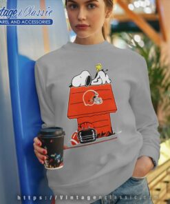 Cleveland Browns Snoopy And Woodstock Resting Together Sweatshirt