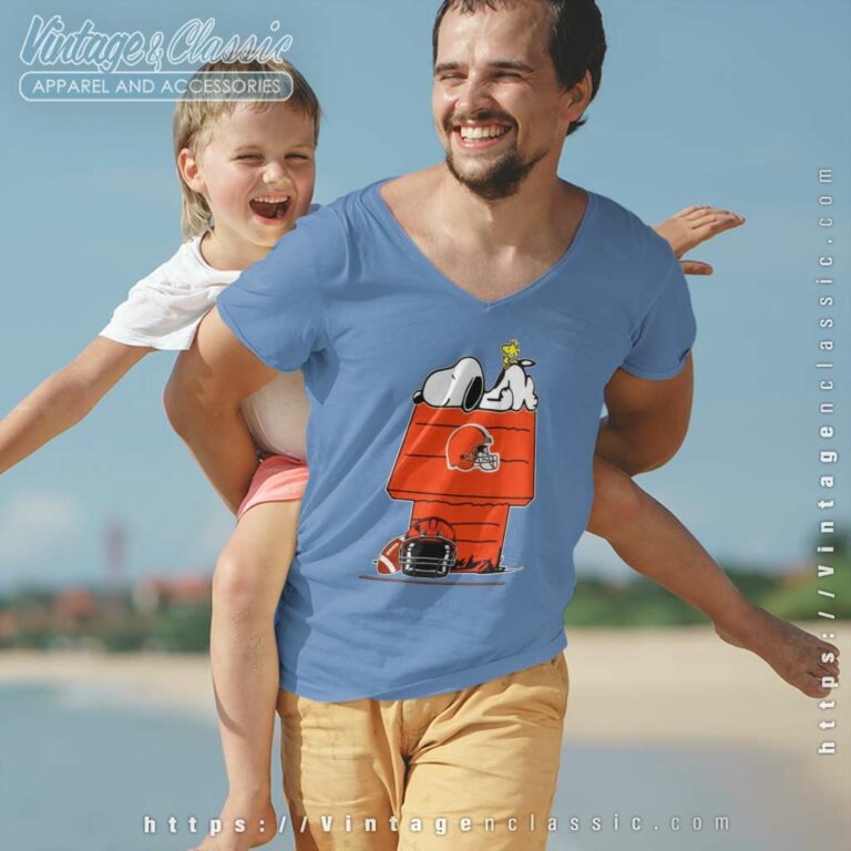 Cleveland Browns Snoopy And Woodstock Resting Together V Neck TShirt Cleveland Browns Snoopy And Woodstock Resting Together V Neck TShirt
