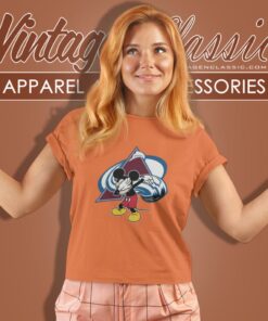 Colorado Avalanche Nhl Hockey Dabbing Mickey Disney Women T Shirt
