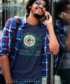 Come To The Green Bay Packers Side Star Wars Millennium Falcon V Neck TShirt