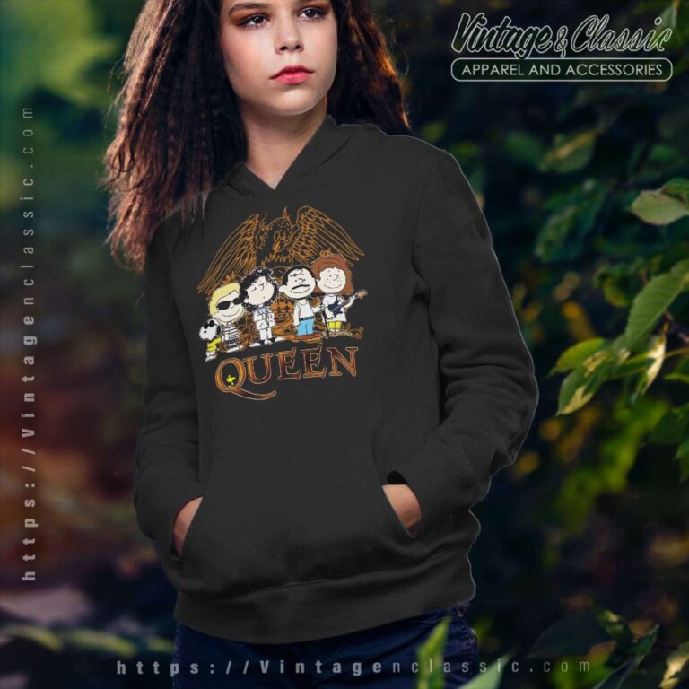 Comic Style Snoopy Dog Queen Band Hoodie Comic Style Snoopy Dog Queen Band Hoodie