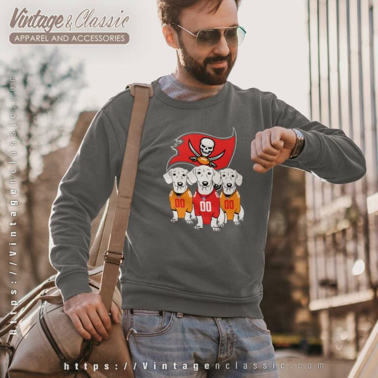 Dachshund Dog Fan Tampa Bay Buccaneers Nfl Sweatshirt Dachshund Dog Fan Tampa Bay Buccaneers Nfl Sweatshirt